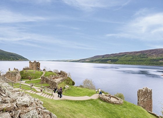 Herrschaftliches Schottland - Loch Ness mit Urquhart Castle
