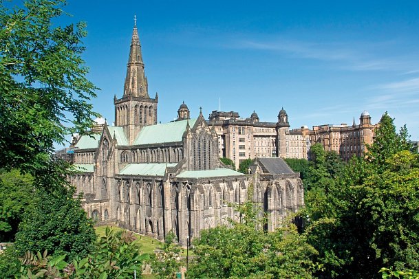 Schottlands klassische Rundreise - Städte, Highlands und die Insel Skye - Glasgow mit St Mungo’s Cathedral
