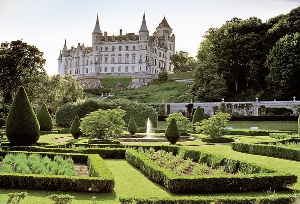 Highlands & Islands - Dunrobin Castle