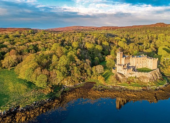 Highlands & Islands - Dunvegan Castle