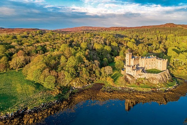 Highlands & Islands - Dunvegan Castle