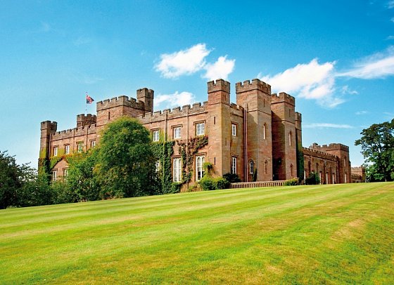 Highlands & Islands - Scone Palace