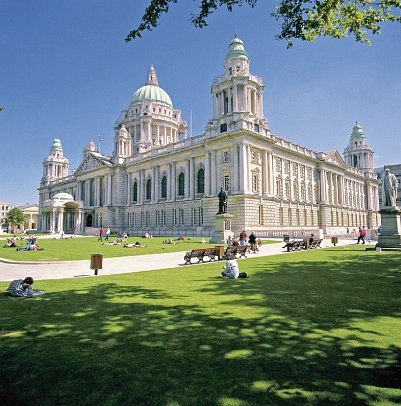 Erlebnis Grüne Inseln - Großbritannien und Irland - Belfast City Hall