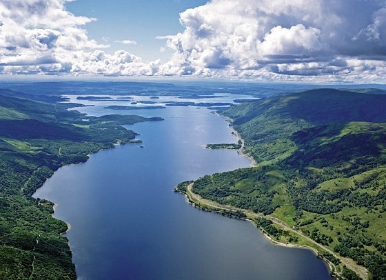 Erlebnis Grüne Inseln - Großbritannien und Irland - Blick über Loch Lomond