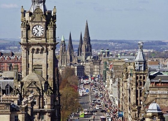 Schottlands faszinierender Inseltraum - Princes Street, Edinburgh