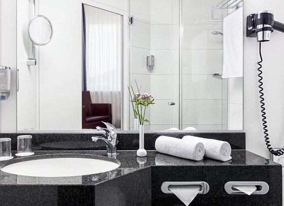 Hotel Erfurt City Center by Leonardo Hotels - Wohnbeispiel Bad (Zimmercodierungen DG1 & DC1)