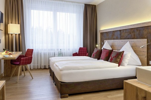 Waldhotel Berghof - Wohnbeispiel Doppelzimmer Komfort (Zimmercodierung DF1)