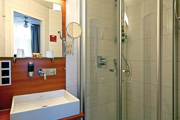 Berghotel Oberhof - Wohnbeispiel Einzelzimmer (Zimmercodierung EB1)