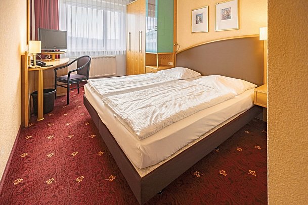 Ringberg Hotel - Wohnbeispiel Doppelzimmer Standard (Zimmercodierungen DG1 & FB1)
