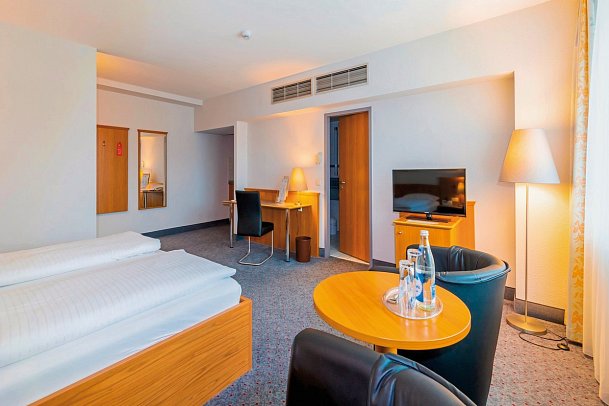 City Hotel am CCS - Wohnbeispiel Familienzimmer (Zimmercodierung FB1)