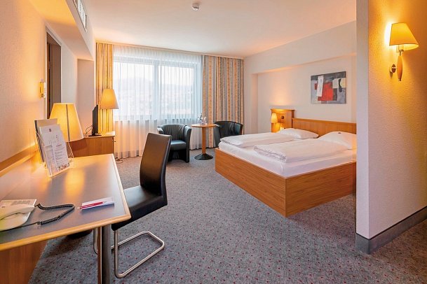 City Hotel am CCS - Wohnbeispiel Familienzimmer (Zimmercodierung FB1)