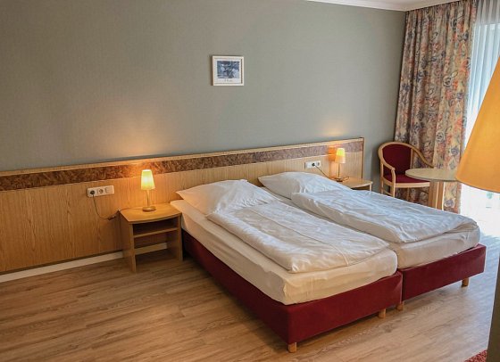 Hotel Kammweg - Wohnbeispiel Doppelzimmer Superior mit Erker (Zimmercodierung DS2)
