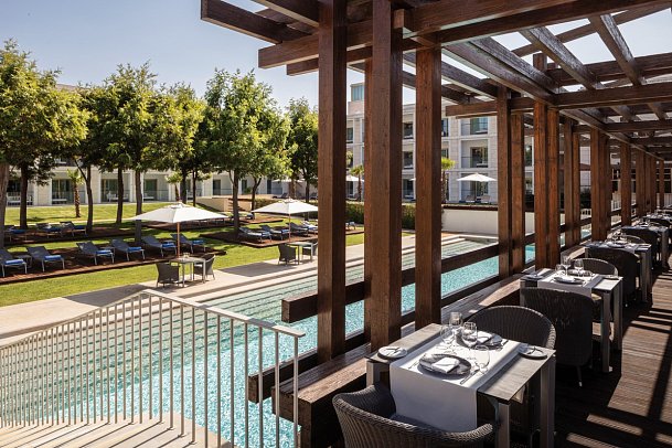 Victoria Golf Resort & Spa