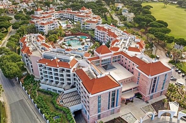 Hilton Vilamoura As Cascatas Golf Resort & Spa