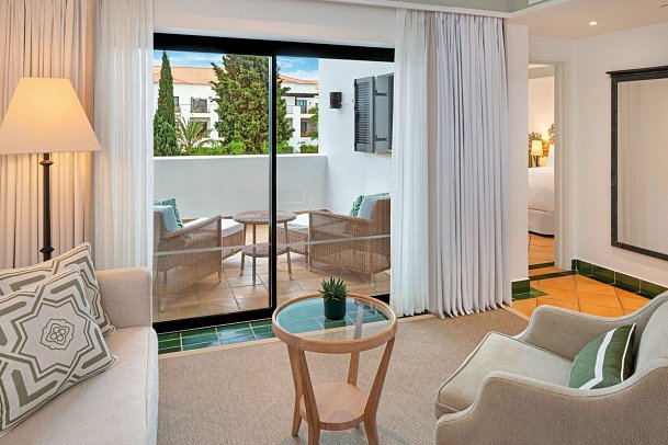 Pine Cliffs Hotel, a Luxury Collection Resort - Wohnbeispiel Junior Suite Resort View (Zimmercodierung JB1)