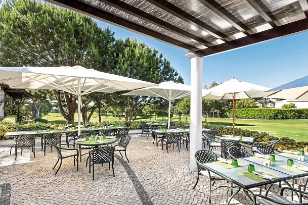 Pine Cliffs Hotel, a Luxury Collection Resort - Clubhaus Terrasse