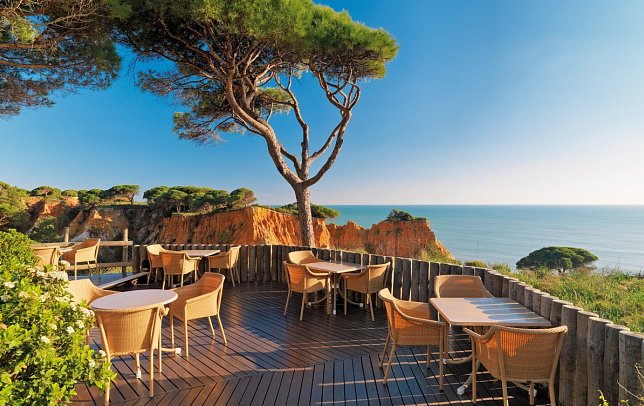 Pine Cliffs Hotel, a Luxury Collection Resort