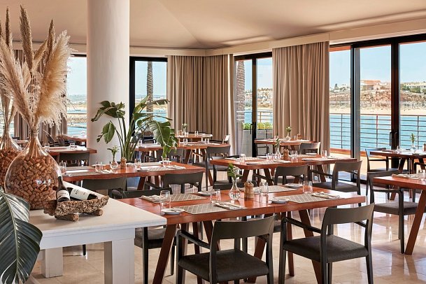 NH Marina Portimão Resort