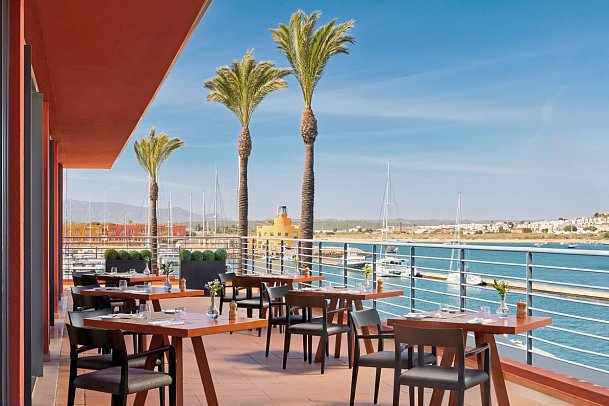 NH Marina Portimão Resort