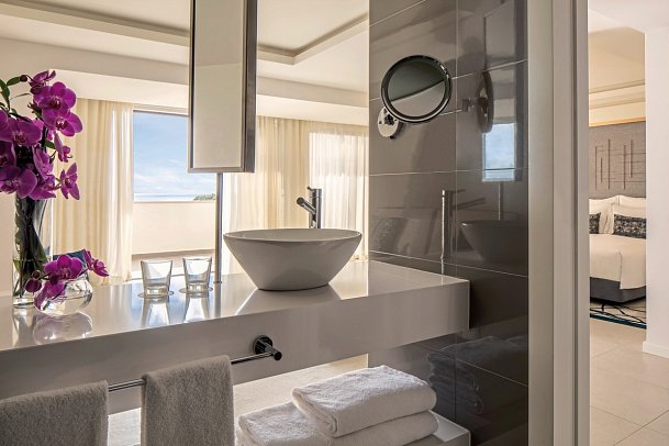 Tivoli Carvoeiro - Beispiel Bad Juniorsuite (Zimmercodierung JBM)