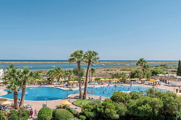 Golden Club Cabanas