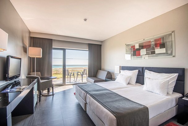 Vila Galé Lagos - Wohnbsp. Doppelzimmer seitl. Meerblick (Zimmercodierung DBN)