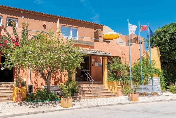 Costa d'Oiro Ambiance Village