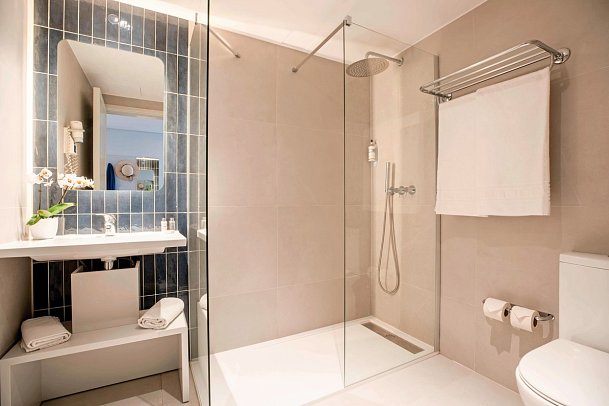 Aqualuz Lagos by Editory - Beispiel Bad Suite (Zimmercodierung WB1)