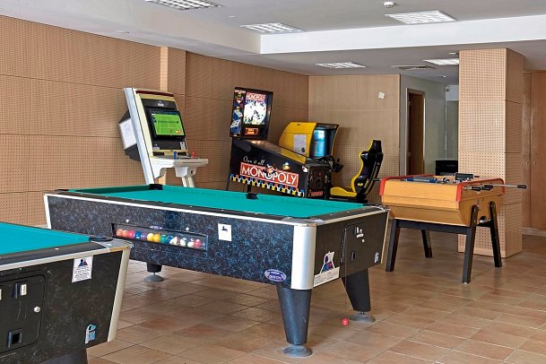 Aqualuz Lagos by Editory