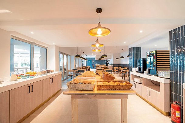 Aqualuz Lagos by Editory