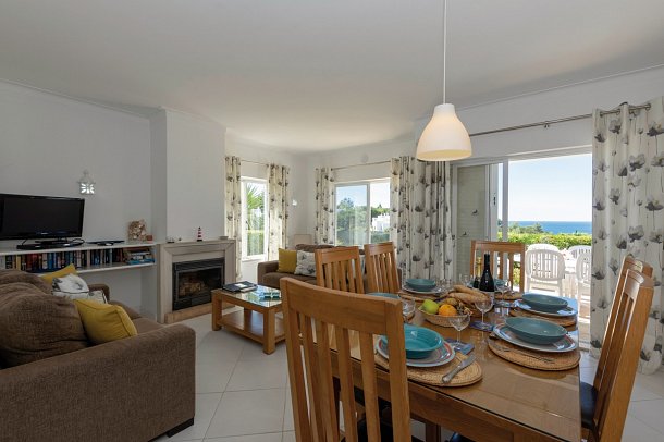 Rocha Brava Village Resort - Wohnbeispiel Apt. 1 Schlafzimmer Meerblick (Zimmercodierung ABM)