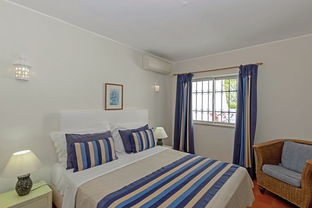 Rocha Brava Village Resort - Wohnbeispiel Villa 2 Schlafzimmer Gartenblick (Zimmercodierung VB1)