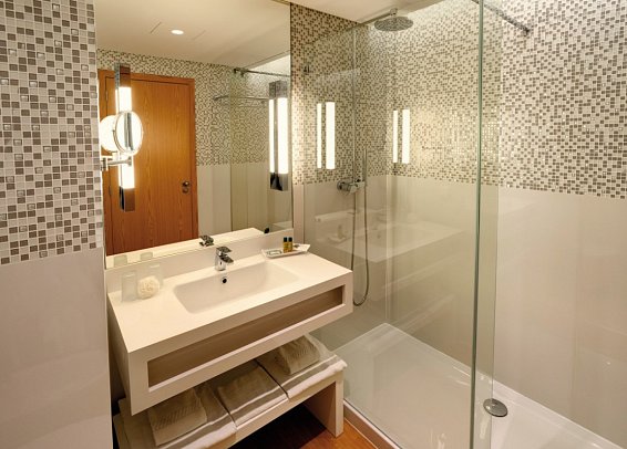 Falésia - Beispiel Bad (Zimmercodierungen DB1 & DB2)