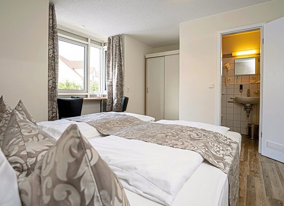 Hotel Volapük - Wohnbeispiel Doppelzimmer Klassik (Zimmercodierung DB1)