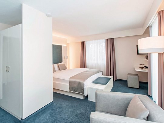 Hotel HOERI am Bodensee - Wohnbeispiel Doppelzimmer Komfort Seeseite (Zimmercodierung DF2)