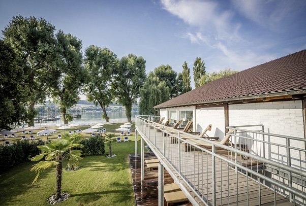 Hotel HOERI am Bodensee - Blick in Garten