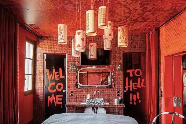 25hours Hotel Piazza San Paolino - Wohnbeispiel Doppelzimmer Medium (Inferno) (Zimmercodierung DB1)