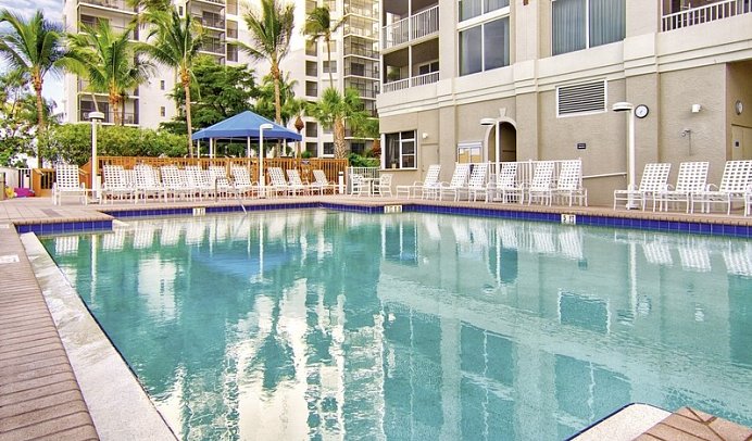 Gullwing Beach Resort Apartments