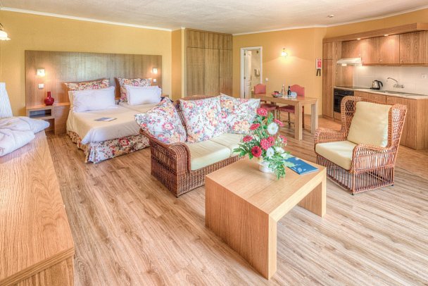 Quinta Splendida Wellness & Botanical Garden - Wohnbeispiel Studio seitlicher Meerblick (Zimmercodierungen SBN & S1N)