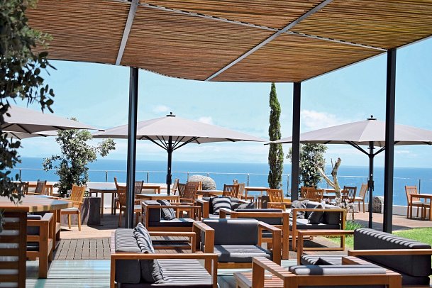 Madeira Regency Cliff