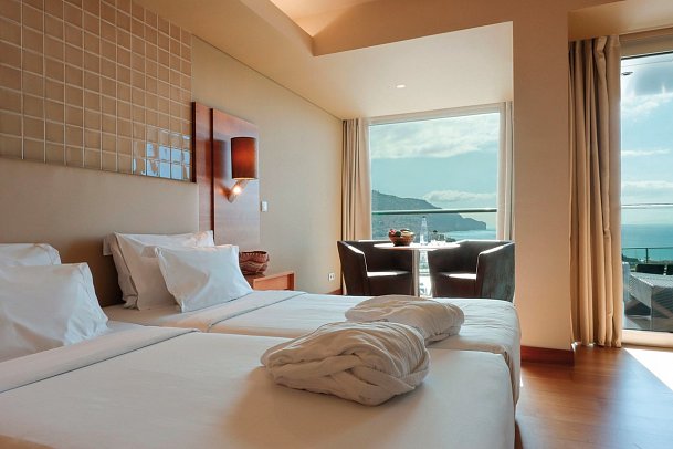 The Views Baía - Wohnbeispiel Doppelzimmer Superior Meerblick (Zimmercodierung DSM)