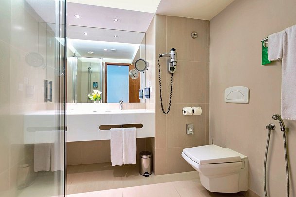 The Views Baía - Beispiel Bad Doppelzimmer (Zimmercodierungen DBM & DBD)