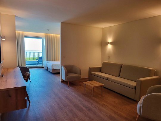 Royal Orchid - Wohnbeispiel Juniorsuite (Zimmercodierung J1M)