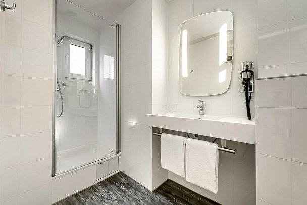 ibis Frankfurt Centrum Hotel - Wohnbeispiel Familienzimmer (Zimmercodierung FB1)