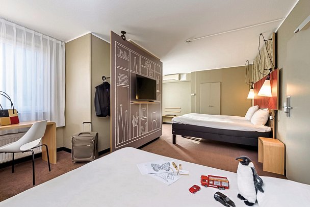 ibis Frankfurt Centrum Hotel - Wohnbeispiel Familienzimmer (Zimmercodierung FB1)
