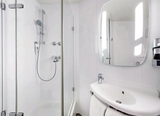 ibis Frankfurt Centrum Hotel - Wohnbeispiel Doppelzimmer Standard (Zimmercodierung DB1)
