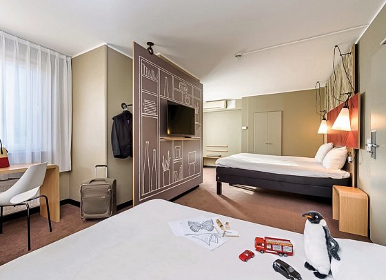 ibis Frankfurt Centrum Hotel - Wohnbeispiel Familienzimmer (Zimmercodierung FB1)