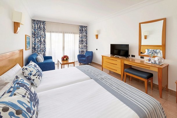 Mur Faro Jandía & Spa - Wohnbeispiel Doppelzimmer Poolblick (Zimmercodierungen DBP, DCP & D2P)