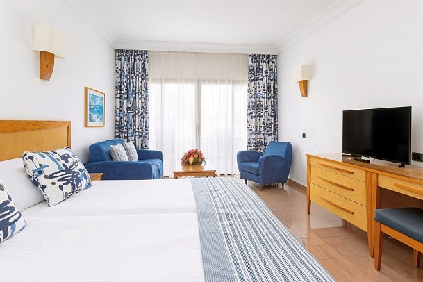 Mur Faro Jandía & Spa - Wohnbeispiel Doppelzimmer Poolblick (Zimmercodierungen DBP, DCP & D2P)