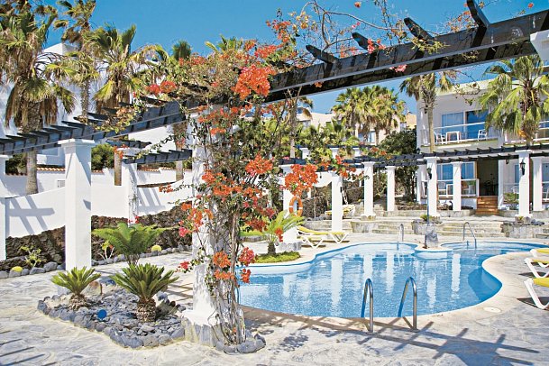 Aparthotel Esquinzo Y Monte del Mar